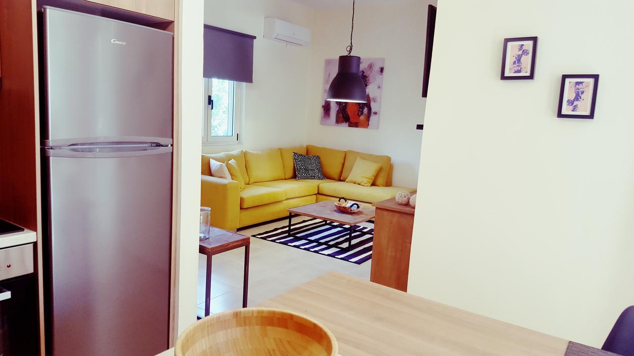 Home Skouloudi Dhrámia Exteriör bild